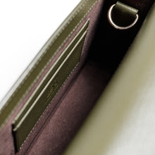 Load image into Gallery viewer, Scalp Bag